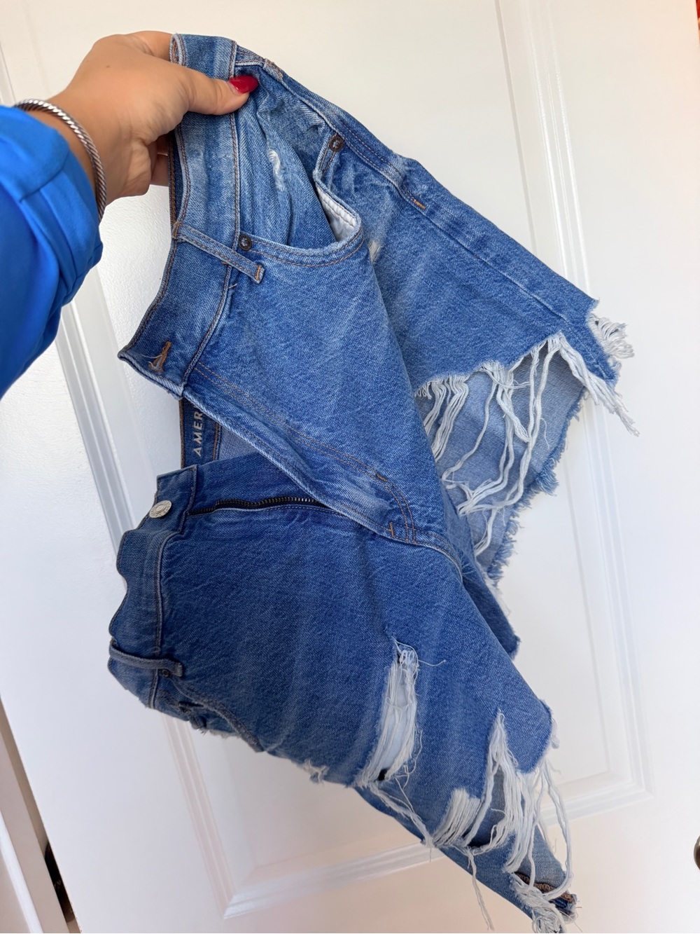 American eagle Distressed Blue Denim Women's Shorts 16